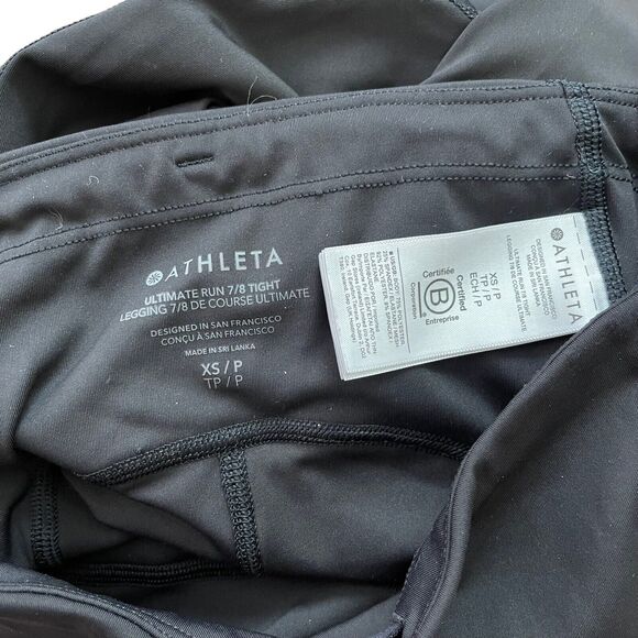 Athleta XS Leggings Ultimate Run 7/8 Tight Black Pockets Workout Stretch - Picture 2 of 10